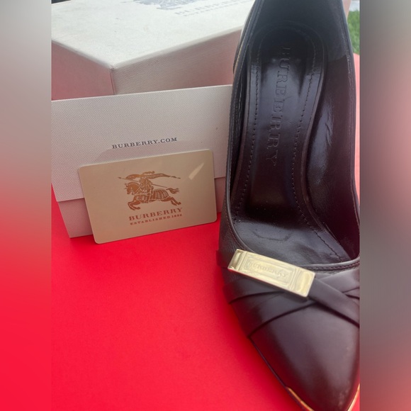 Burberry Haymarket Check Ombré Pump - Picture 8 of 10